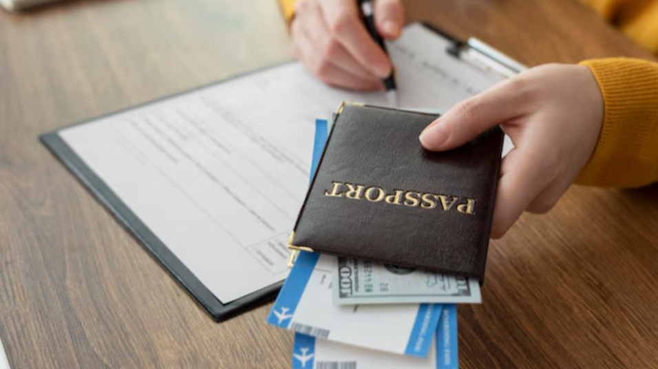 Why You Should Hire an Immigration Lawyer in Toronto for Your Immigration Journey