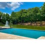 How Toccoa Homeowners Are Boosting Property Value with One Call