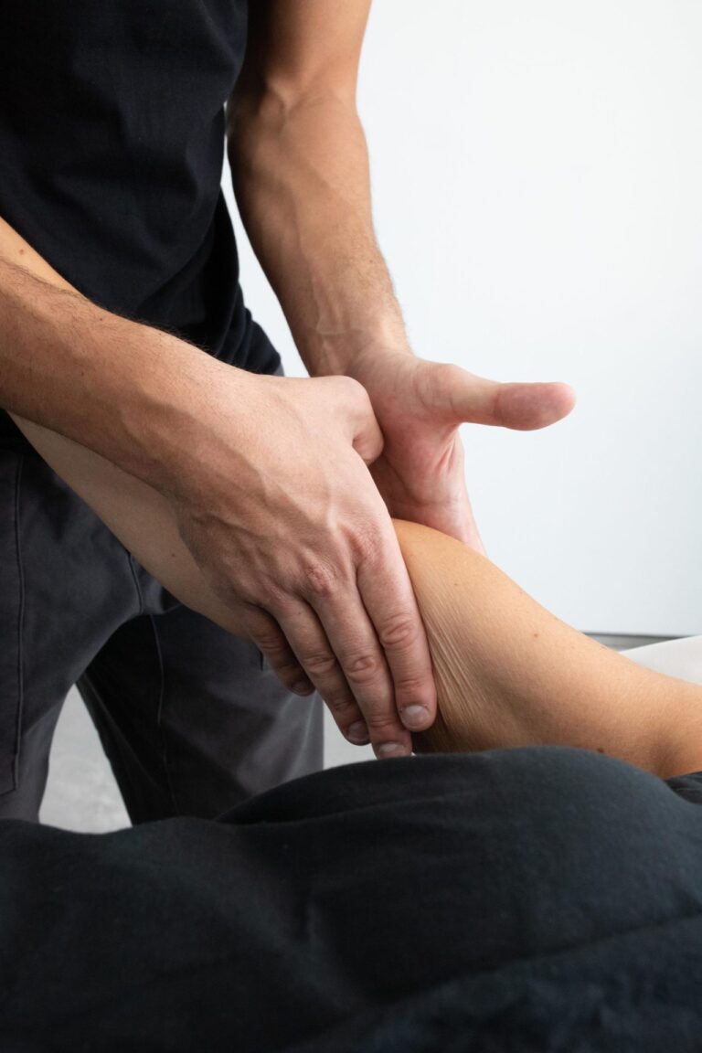 Unveiling-the-Healing-Power-Of-Manual-Lymphatic-Drainage-in-Physiotherapy