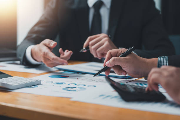 Building Your UK Divestiture Team: Essential Roles