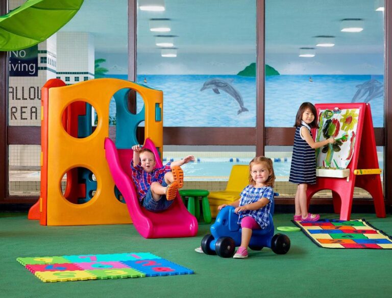 Small kids play area near me