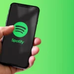 Spotify-logo-cellphone