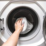 cleaning dryer lint trap