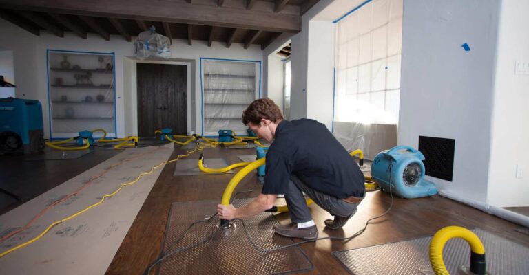 emergency flood cleanup services​