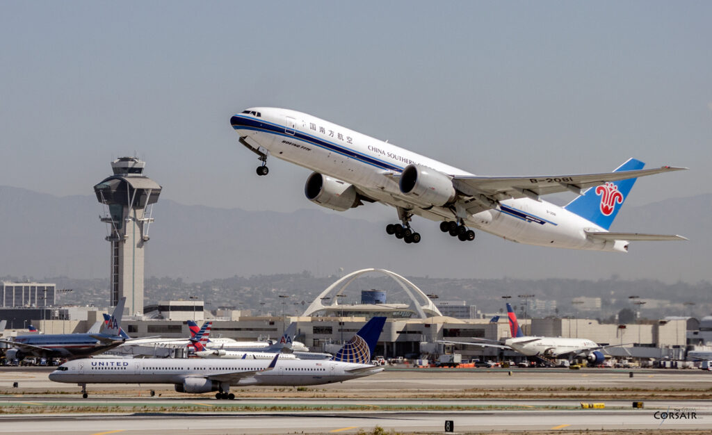 Photographing-Airplanes-1