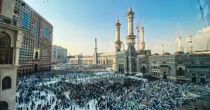Booking Easter Umrah Package 2025