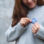How Custom Enamel Pins Strengthen School Spirit and Student Engagement