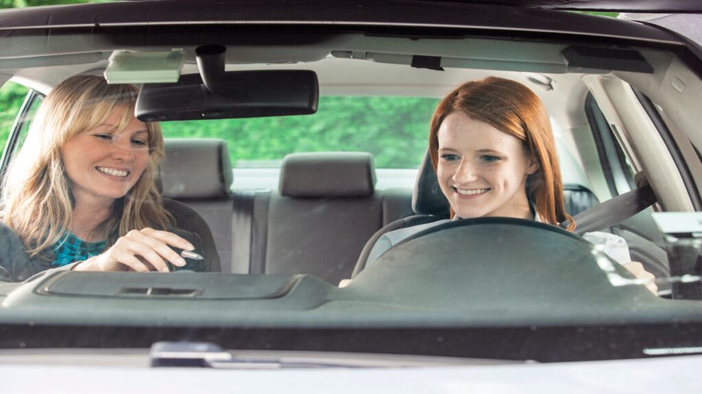 automatic driving lessons Roehampton,