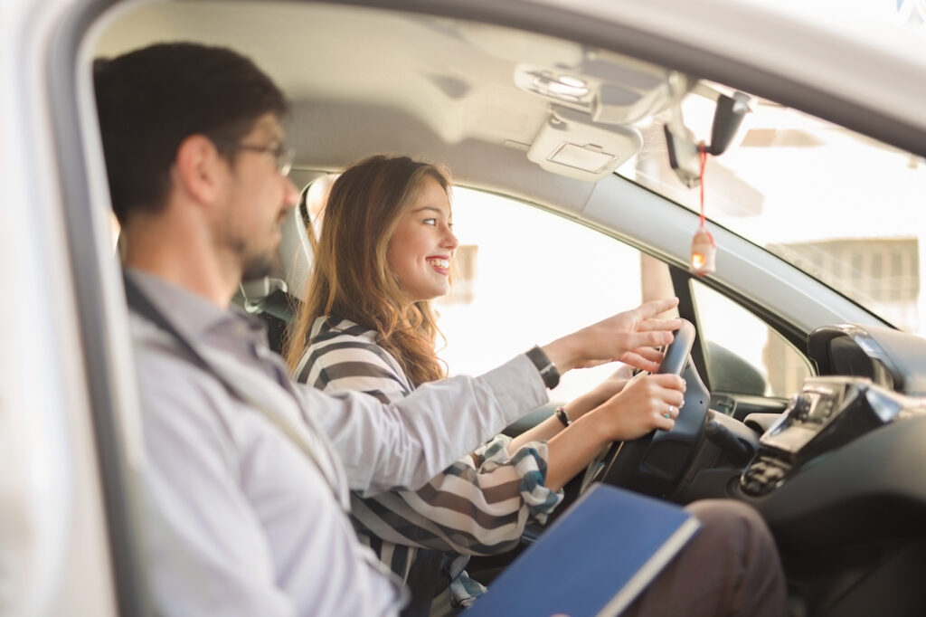 automatic driving instructors in accrington​