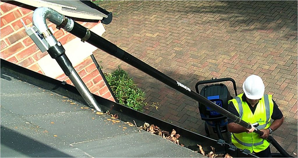 Professional Gutter Cleaning in Chesapeake, VA – Reliable & Local Experts