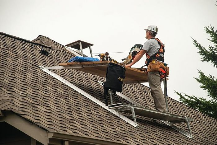 Roof Contractor