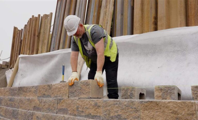 retaining wall installation 2