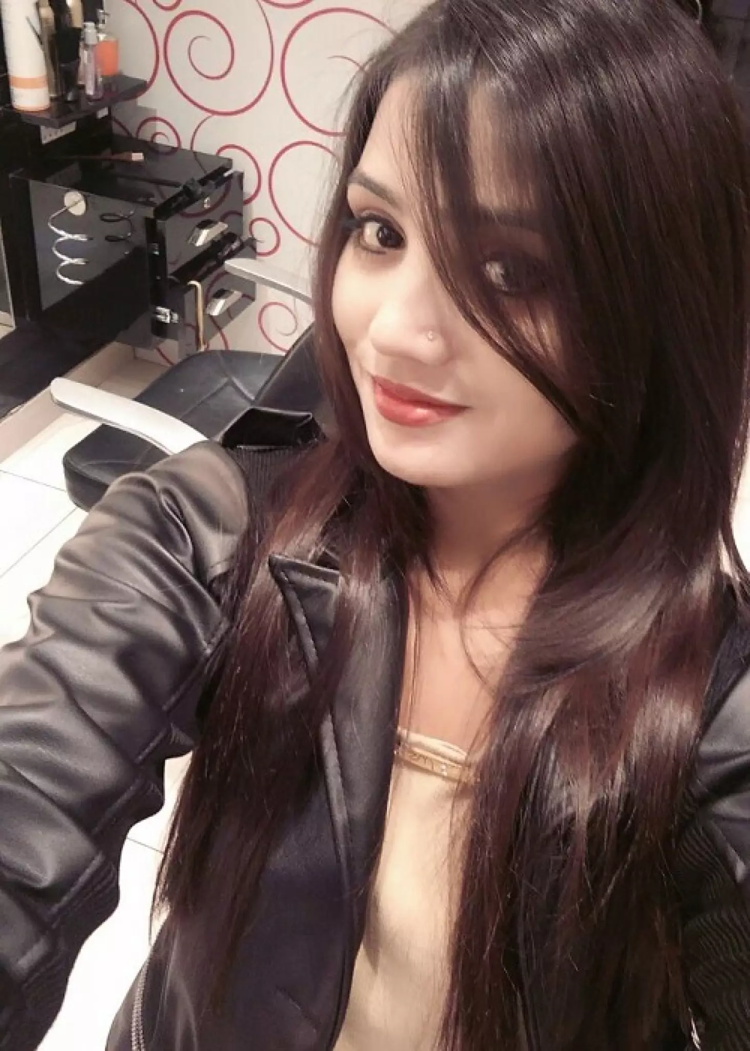 Call Girl Zirakpur