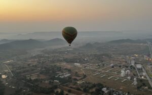 hot air ballooning