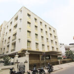 Book Hotel Room in Hazratganj