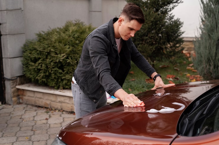 close-up-car-care-process_23-2149193204