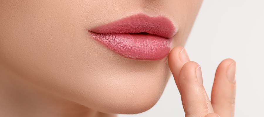 lip-flip-treatment-inn-desktop