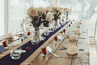 table-runner-370-250 (1)