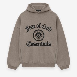Essentials in Germany: Why This Minimalist Streetwear Brand Just Won't Quit (2026 Guide)
