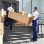 movers-boxes-stairs