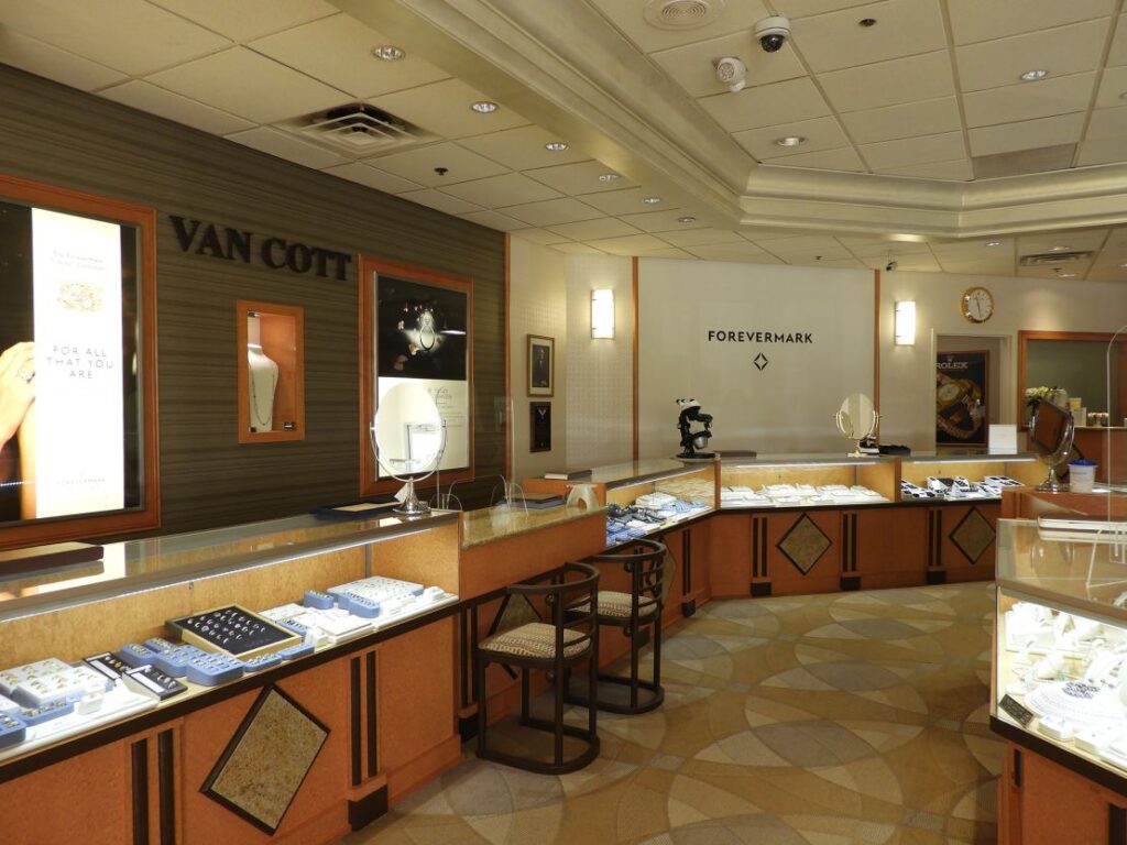 Luxury jeweler