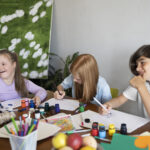 kids-painting-together-medium-shot