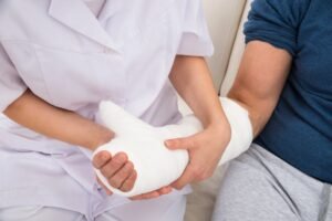 Mobile wound care nurse in Troy