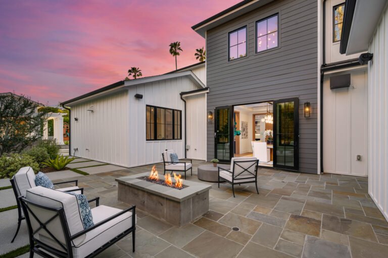 Custom Designed Outdoor Living Space