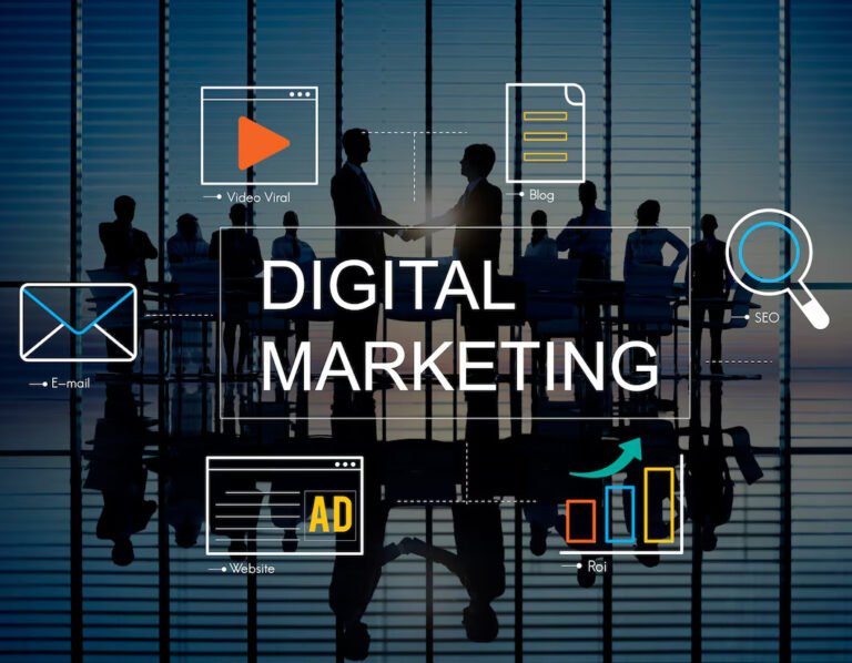 digital-marketing-with-icons-business-people_53876-94833