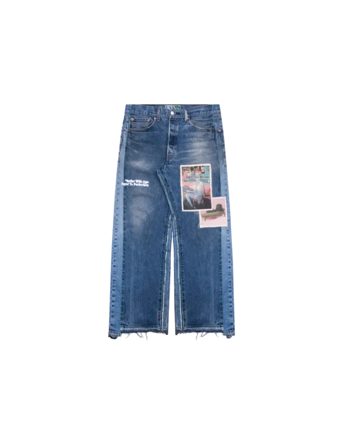 Sneakers and Denim: The Perfect Combination for Everyday Streetwear