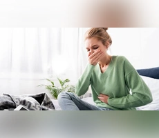 Herbal remedies for gastroparesis featuring ginger root, chamomile tea and fresh fennel for a digestive wellness article.
