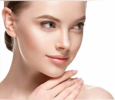 Simple daily habits for healthy skin and an easy skincare routine